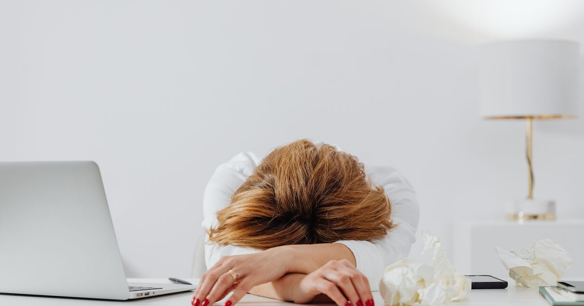Silent Cancer Symptoms Oncologists Say People Ignore