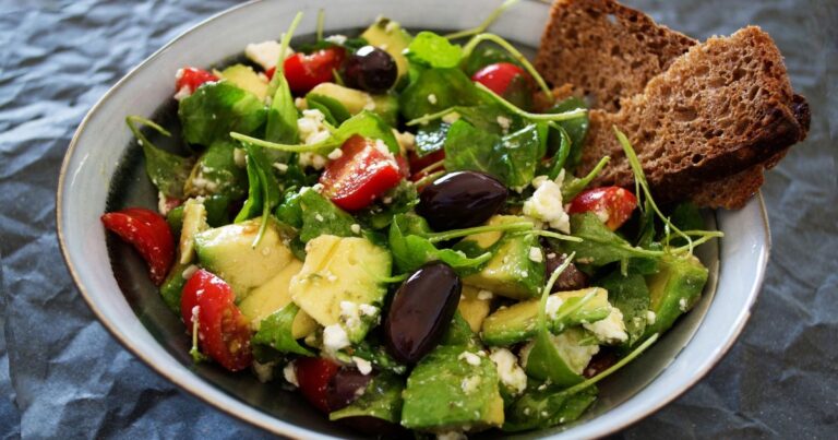 The MIND Diet and Dementia Risk: What the Research Shows - Featured image