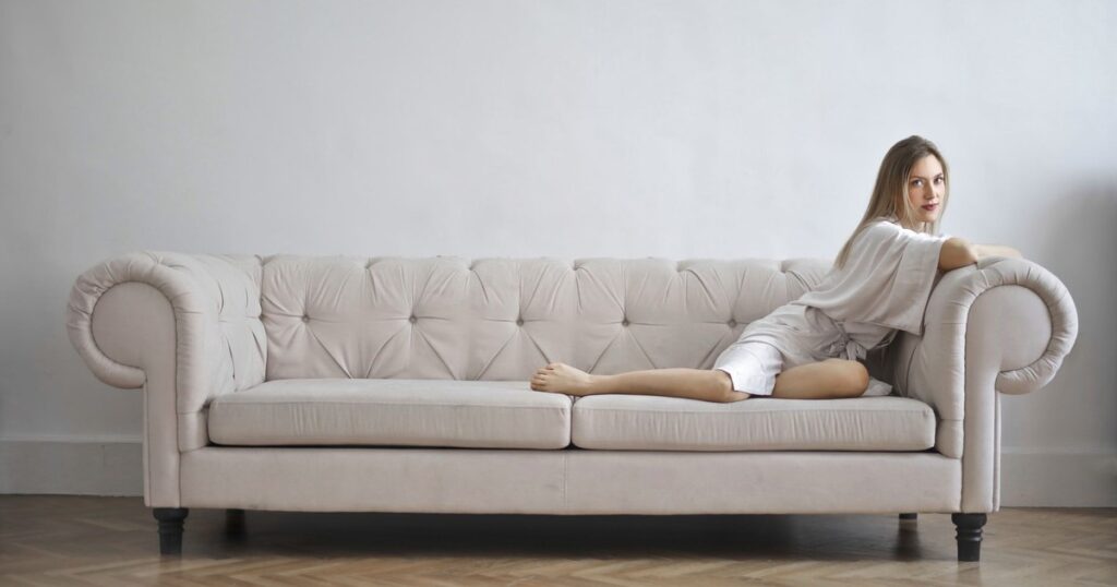 7 Real Benefits of Doing Nothing — Backed by Science - Featured image