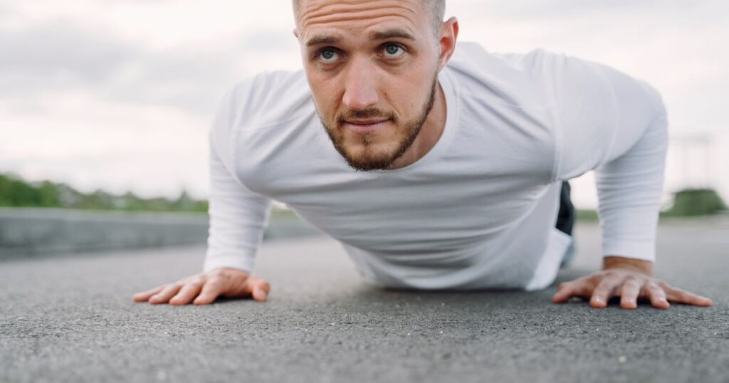 A heart surgeon says this is the non-negotiable lifestyle change you need to make before turning 40 - Featured image