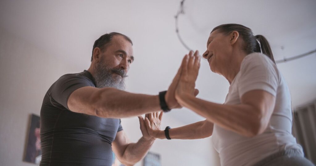 The 1 Retirement Hobby Neurologists Say Prevents Brain Aging - Featured image